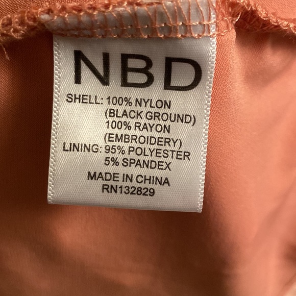 NBD Revolve Faith Pastel Blush Pink Floral Lace Plunge Neck Mini Dress - XS - Picture 12 of 14